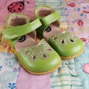Livie & Luca Lime Green Glitter Mary Jane Baby Shoes Size 7 Petals